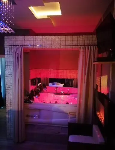 アパート L' Apparte *